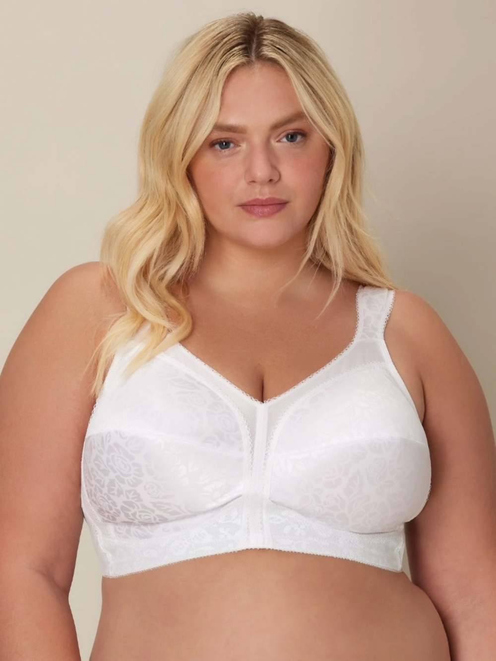 Playtex 18 Hour Ultimate Shoulder Comfort Wireless Bra – White Women's 44B NWT